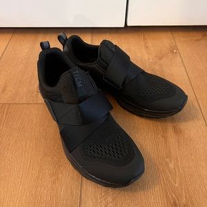 Tiem slipstream cycle shoes 8.5 with spd clips